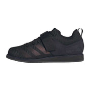 adidas パワーリフト 5 コアブラック / コアブラック / カーボンの左側面。ソール形状と固定ストラップを確認可能