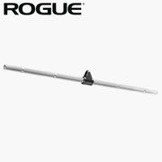 ROGUE 40インチ 多目的ストレートバー（アルミニウム） シルバーを正面から捉えた全体ビュー。軽量アルミ製バーとセンタースイベル構造を確認できるケーブルアタッチメント。