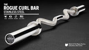 ROGUE カールバー ステンレススチール シルバーのカンバー形状シャフトを側面から捉えた全体、ローレット加工と滑らかな曲線を確認できる仕様