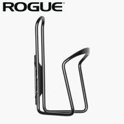ROGUE エコーバイク ドリンクホルダー ブラックカラーを正面やや左側から捉えた単体ビュー。エコーバイクへ取り付け可能なスチール製ホルダーの形状と固定ブラケットが確認できる構成