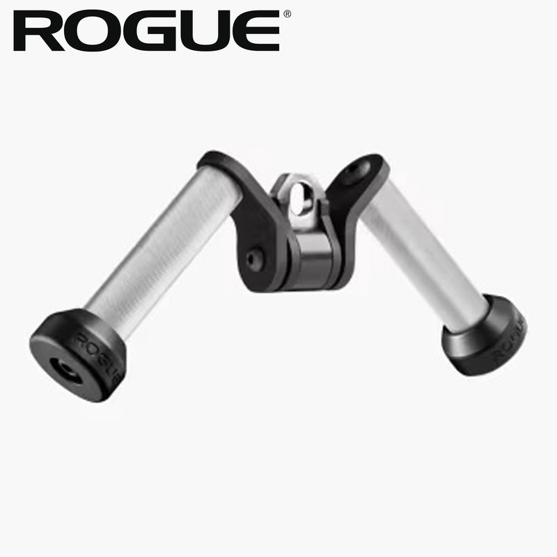 シルバーのROGUE Vグリップ ケーブルアタッチメントを斜め前方から捉えた全体ビュー。回転式センタースイベルとローレット加工グリップを確認できるデザイン